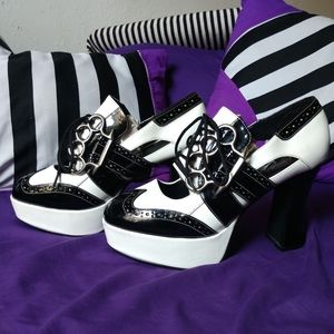 ★SOLD★ Halloween gangster brass knuckle heels